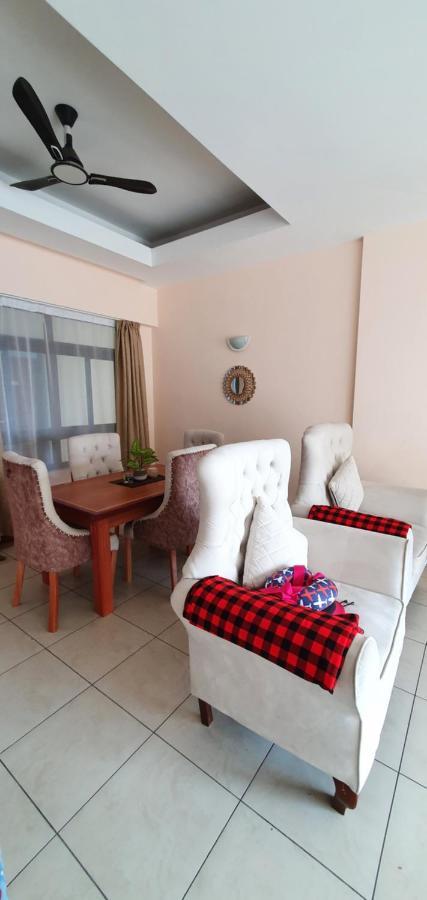 Penthouse Five - The Beautiful 3Br En-Suite Apt Mombasa Kültér fotó