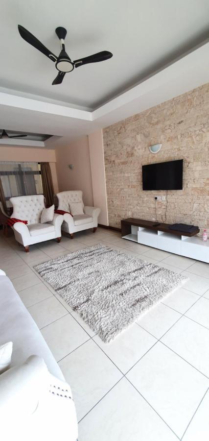 Penthouse Five - The Beautiful 3Br En-Suite Apt Mombasa Kültér fotó